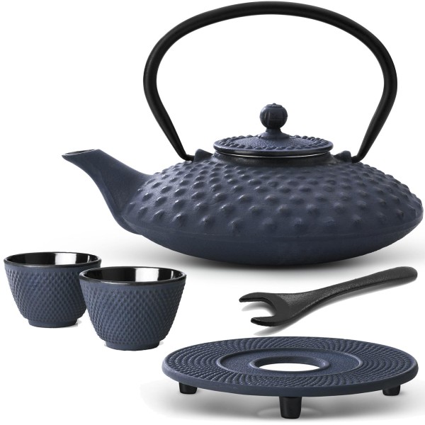 Bredemeijer blaue gusseiserne Teekanne Set mit Untersetzer 2 Becher & Deckelheber