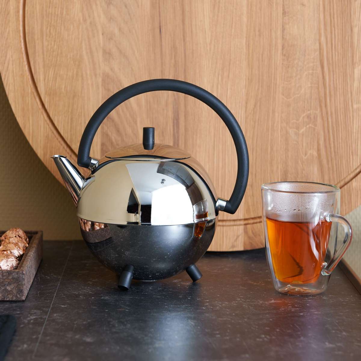 silberne doppelwandige Edelstahl Teekanne 1.2 L & Holzuntersetzer | MM