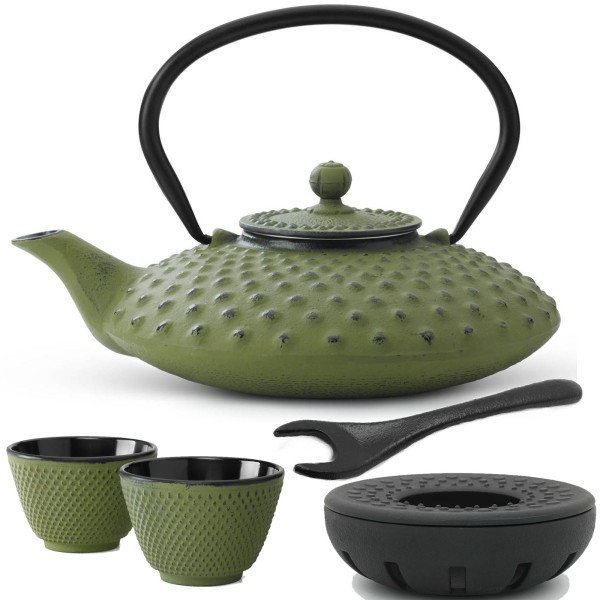 grünes asiatisches Teekannen Set Gusseisen Teewärmer & 2 Teebecher & Deckelheber 0,8 Liter