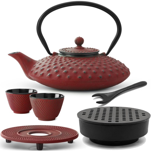 Bredemeijer rotes gusseisernes Tee-Set 0.8 Liter - Teebereiter mit Stövchen & Deckelheber & Untersetzer & Teebecher